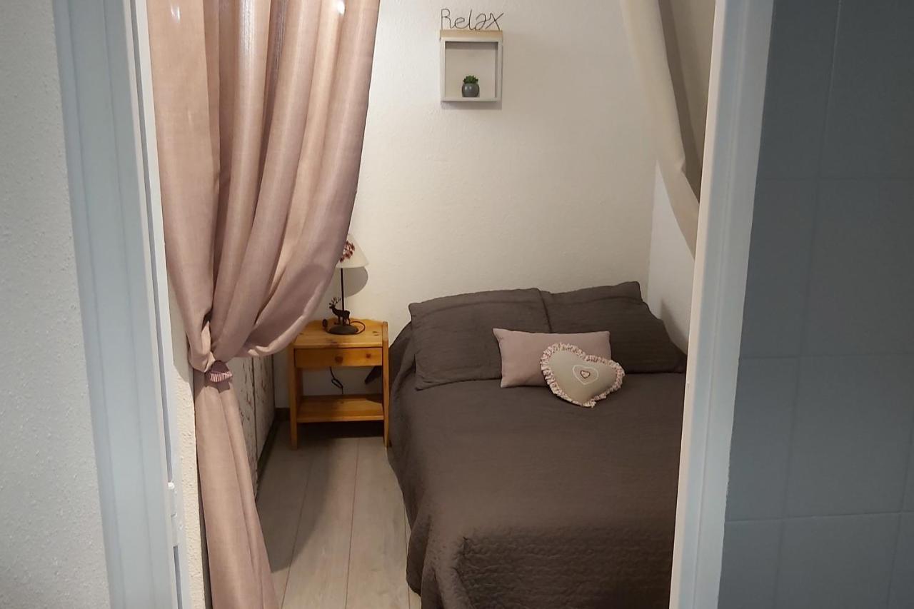 Beautiful Studio With Balcony In Briancon Екстер'єр фото