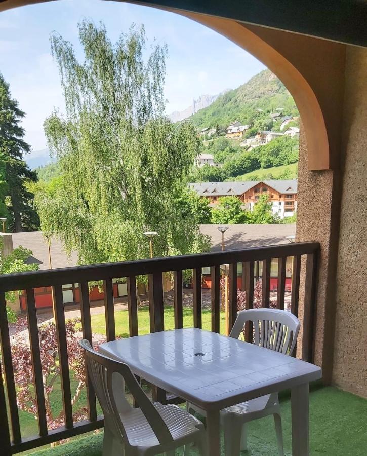 Beautiful Studio With Balcony In Briancon Екстер'єр фото